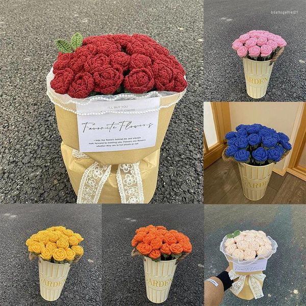 Fiori di nozze a maglia rosa fiore rosa a mano decorazione bouquet artificiale decorazione intrecciata a mano decorare regali di Natale