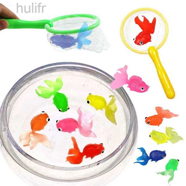 Sand Play Water Fun 1 Set Mini pesce per bambini giocattoli da bagno morbido Simulazione di gomma morbida decorazione per pesci rossi giocattolo giocattolo divertimento per ragazzi ragazzi per nuotare piscina giocattoli da spiaggia d240429