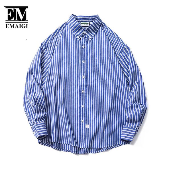 Giappone HARAJUKU Stripe Shirt a maniche lunghe uomini casual giovane città di moda sciolta camicia di bavaglio casual maschio camicia streetwear 240418