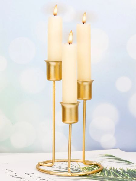 Свечи 1pcs Nordic Romantic Candle Holder Coremer Light Luxury Home Candle Light Sandle Holder