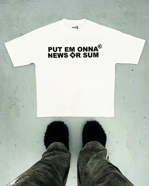 Street American Hip Hop Vintage Machine Gun Alphabet Print T-shirt de grandes dimensões para homens Y2K Harajuku Fashion Goth Shirt 240428