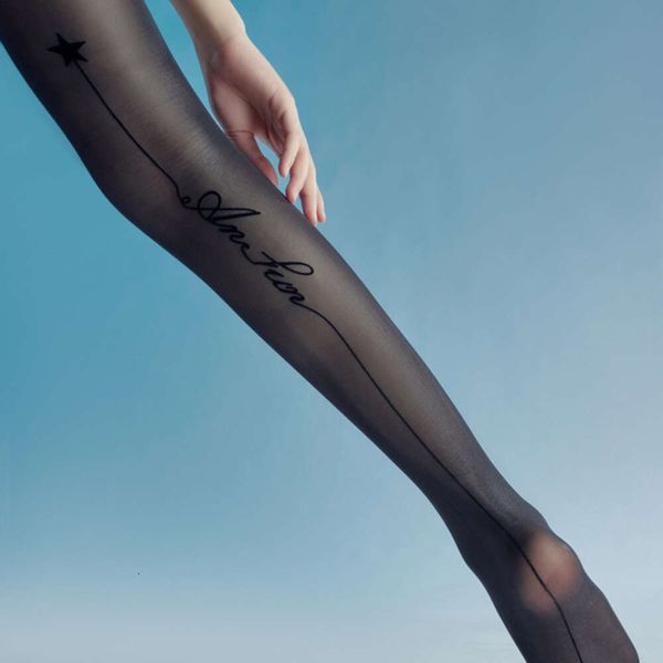 Designer de marca meias tatuagem escura Sexy Black Silk flocking Silver Thread letra de seda meiling malha picante garotas pura luxúria jk meia 7892