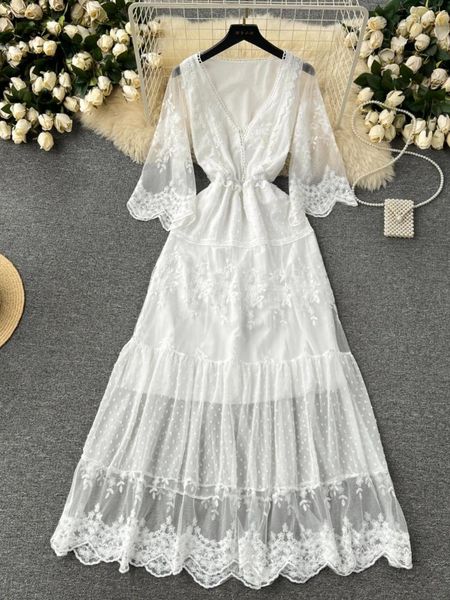 Vestidos de festa roupas de verão vestido de noiva branco mulheres fades praia renda bordado gancho flor de flor