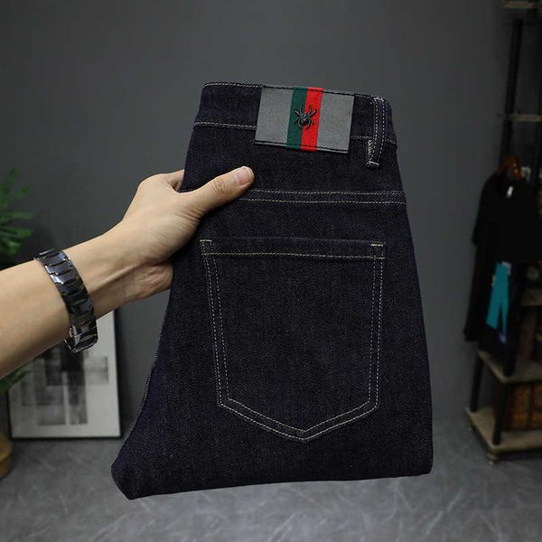 Lavati jeans blu lavati maschili a colore primario alla moda di fascia alta denim street street stretch slice fit pantaloni con piccoli piedi