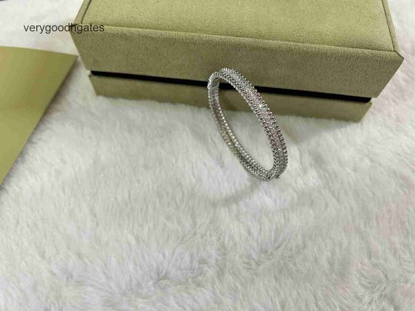 Van CL AP Classic High Version Four Blatt Clover Row Diamond reines Silberarmband für Frauen mit sternenklaren Kanten leichter Luxus und minimalistischer Roségold -Schmuck Tyi7