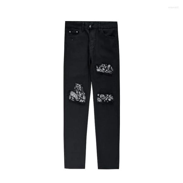 Jeans masculinos Americano vintage Hip Hop Men Bandana Patchwork Black Hole Ripped Lápis Denim Pant para Boys Slim Troushers Spring 2023 Drop Dhodq