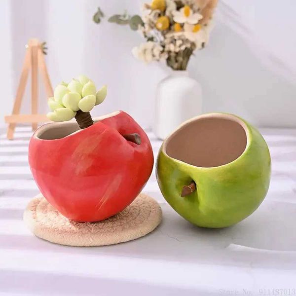 Piantatrici vasi dipinti a mano Infiltrazione creativa infiltrazione di aria ceramica cartone animato mela mela in schiuma di plastica in plastica decorativo floreale decorativo 1pc q240429