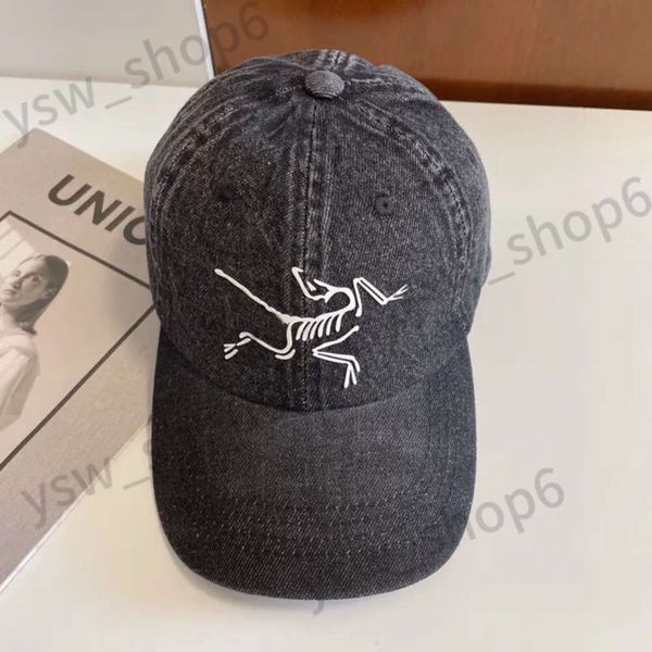 Designers Caps Man e mulher o osso de pássaro chapéu gorro preto jeans cinza bordado de pássaro de algodão puro arco chapéu de beisebol tampa de beisebol Arctrey Baseball Cap 951