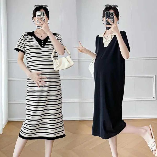 Mutterschaftskleider koreanischer Stil Schwangere Frau Summer Strickkleid vorbereitende Blockfarbe gefärbter Kragen gestreiftes Stretch Casual Q240427