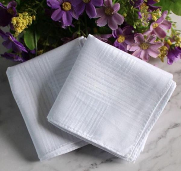 24pcslot 100 Baumwoll -Satin -Taschentuch weiße Farbtischtischtuch Super Soft Taschenschlepper Quadrate 34cm3373324