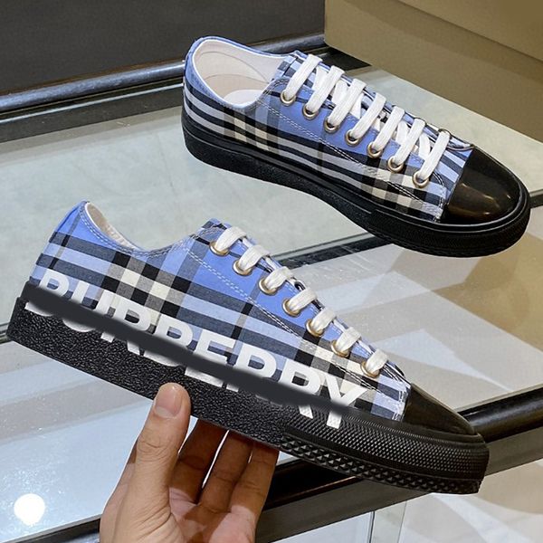 Designer Schnürung geöffneter Gelegenheitssportschuhe Haus Plaid Briefe Logo Snealer Low Top-Kalb Leder Baumwolle Oberschreibe Futter im Freien Tennis-Sneaker Größe 35-46