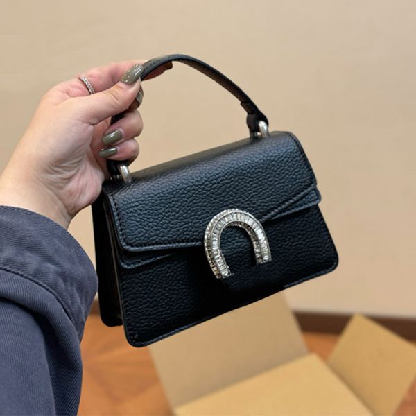 Bolsa de bolsa cruzada Cadeia de bolsa de couro mensageiro bolsa de ombro de ombro hobo envelope bolsas de compras femininas bolsas de lichia padrão de lichia