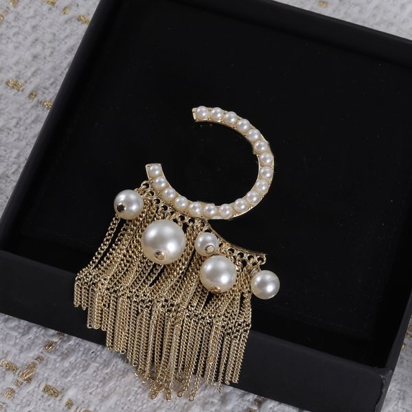 Broche de Pearl Woman com diamante Broche para Acessórios de Moda Selvagem de Mulher