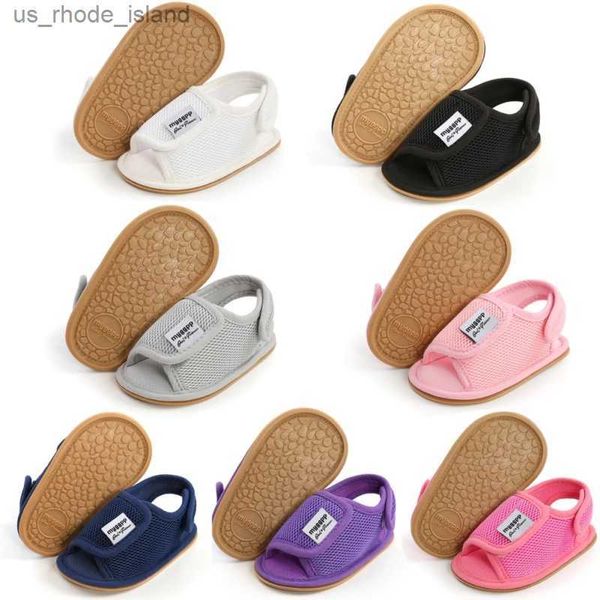 Sandalen Sommerbabyschuhe geeignet für Mädchen und Jungen Nicht -Slip Soft Sohle Hollow Design Childrens Sandals Erste Umzug und Kleinkind Schuhel240429