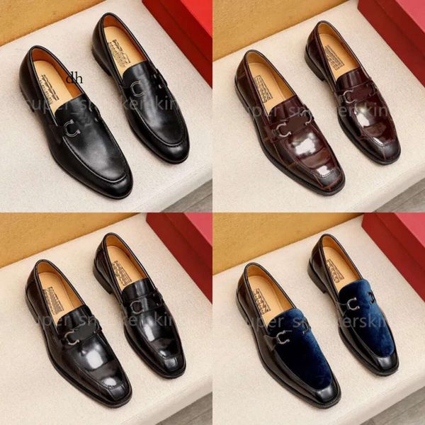 New Designers sapatos masculinos Moda Moda Classic Genuine Men Men office Office Trabalho de vestido formal Brand Designer Party Wedding Shoe plana Tamanho 38-46 60