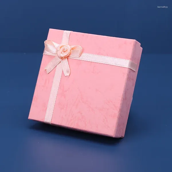 Bolsas de jóias 12pcs Caixa de embalagem de papel rosa com caixas de armazenamento de papel de papel de papel de esponja branca para exibição de brinco de colar de anel