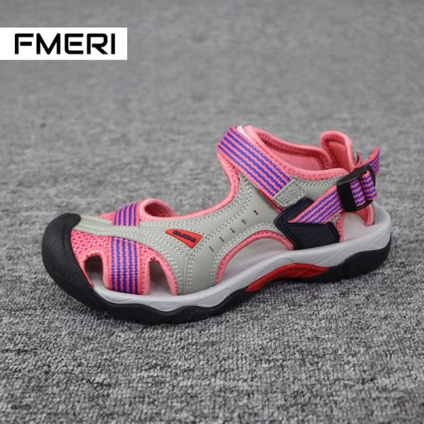 Sandalen 2022 Baotou Sandalen Frauen schwangere Frauen Sommer Neue Outdoor -Antiskid -Weich -Soled -Fluss -Fluss Sport flacher Bodenstrandschuhe