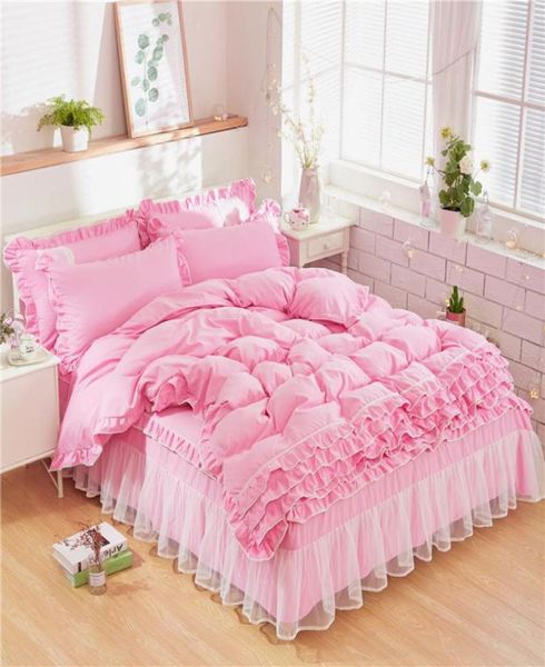 Nuovo set di biancheria da letto Princess Bow Rufflet Copertutto per letti da sposa da letto Pink Girl Skirt Grilt Coperchio Coperchio di copertura a due padri9529792