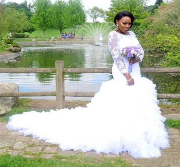 Abiti da sposa con sirena in pizzo vintage con manica lunga più dimensioni di abiti da sposa africani in stile country in tulle bianco