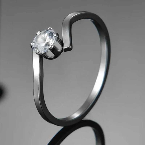 Eheringe Luxus weibliche kleine runde Steinring Edelstahl silbry Verlobungsring Kristall Solitaire Eheringe für Frauen