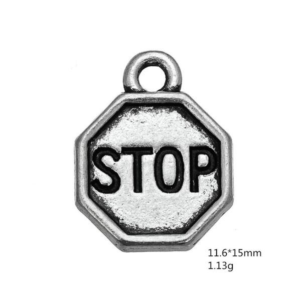 50pcs Metall Zink Legierung Charms Dangle Schmuck handgefertigtes Buchstaben Vintage Stop Sign Pendants für DIY Charm Whole Jewelry31795278203677