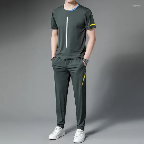 Studi da uomo 2024 Set estivi (pantaloni per magliette) Luxury Short Short Round Collar Sport Sport Casual maschile maschi