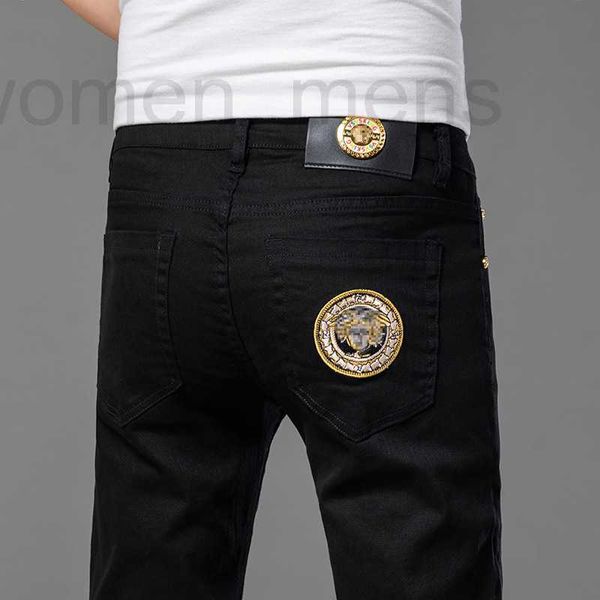 Jeans de jeans masculino Autumn e Winter Men's Jeans Cotton Cotton High Medusa Versão coreana de calças grossas de encaixe slim