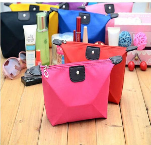Yüksek kaliteli bayan makyaj torbası kozmetik makyaj çanta debriyajı asılı banyo malzemeleri seyahat kiti mücevher organizatörü gündelik çanta 5636629