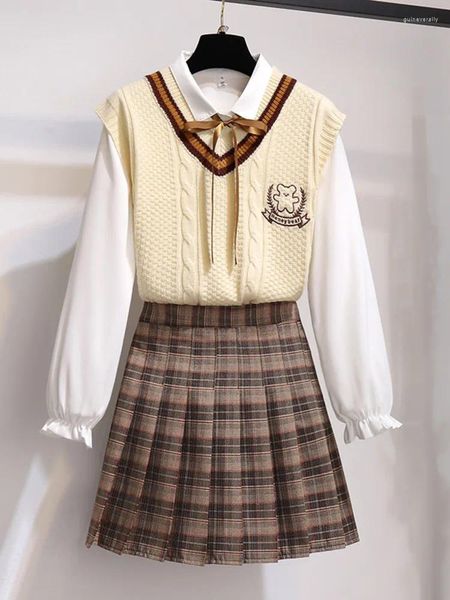 Abiti da lavoro autunno preppy y2k 3 pezzi set per donne outfit corean casual camicetta bianca giubbotto giubbotto gonna pieghevole 2024 abbigliamento