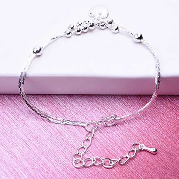 Bracelet de charme de prata de cadeia Bracelet Sweet Love Heart e Metal Ball Bracelets Mulheres meninas Aniversário Dia dos namorados Presente atacado