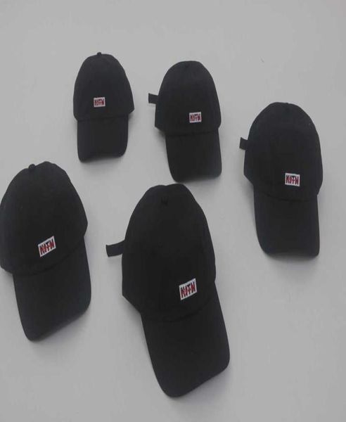 KITH TRATTES TOKYO HAT UOMINI DONNE DONNE ALPHABET RACCHIATO CAPPETTO DEL BASBALL EAVES CAP CAP CHUAST CLASSING TONGUINE Q07031680306