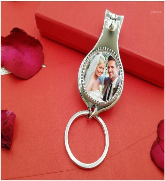 Hochzeitsflaschenöffner Keychain 2In1 Bieröffner können personalisierte Hochzeitsgeschenke Weinöffner Keychain Nagel Clippers4876633 bevorzugen