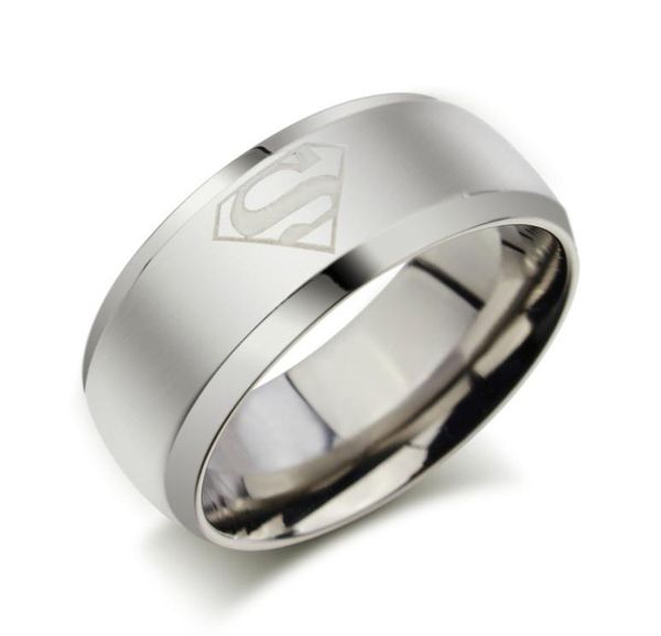 2016 New Fashion Silver Superman Ring Multycolor 8 -мм обручальные кольца из нержавеющей стали для женщин и Men9180889