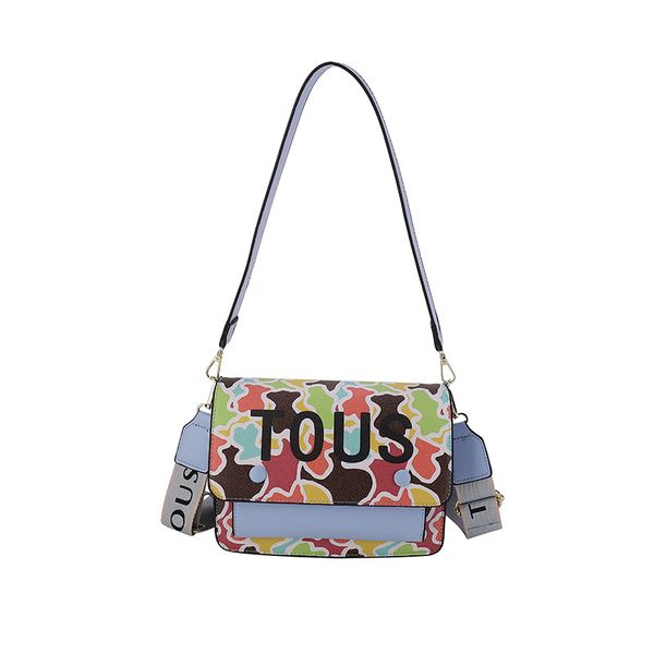 2024 Nuovi stili Ladies Small Bag quadrata di grande capacità Designer Spagna Lettere tous borse alla moda in pelle per leva a ascelle