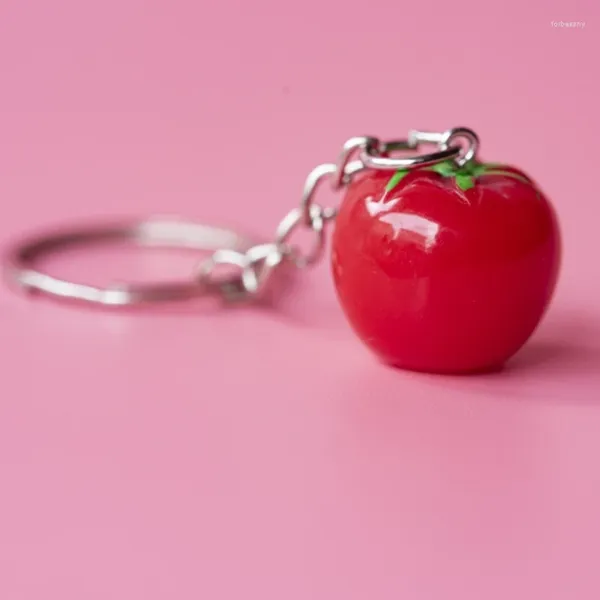 Keychains 20pcs kreative Simulation Tomaten Anhänger Schlüsselhänner Harz Schlüsselrucks Backpack Accessoires Auto Schlüssel FOB Juwely Geschenk für Frauen Mädchen