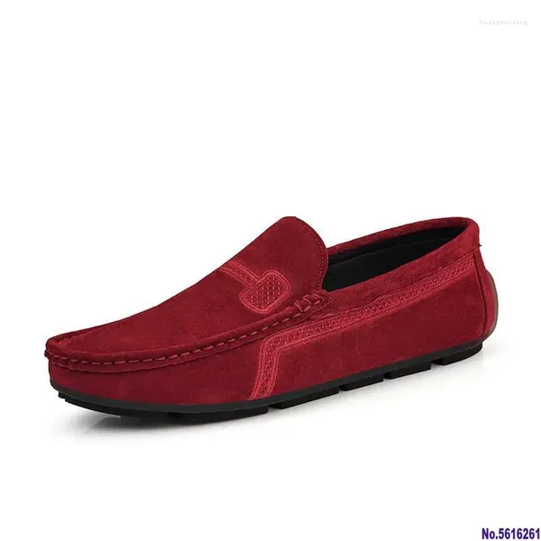 Sapatos casuais Summer Men Mocassadores Moda de couro genuíno Slip On Driving Mocassins respiráveis camurça verde camurça