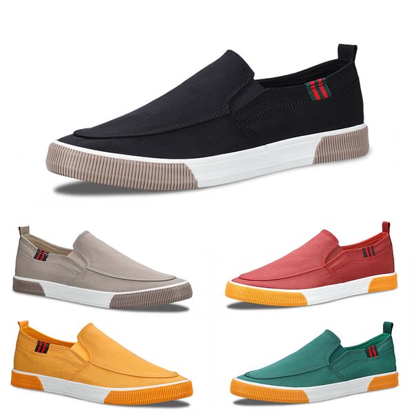 Spedizione gratuita Uomini Donne Running Scarpe a basso contenuto di piatto Antifreabile Anti-Resistenti Comfort Nero verde rosso Khaki Giallo da uomo Allenatori Sport Sneaker Gai