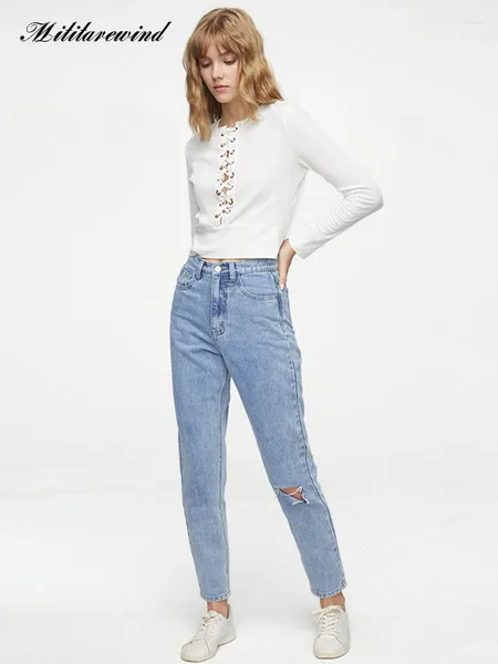 Frauen Jeans Frühling Sommer Hellblau Frauen BF Style Fashion Loch zerrissen mit mittlerer Farbe Einfache gerade Denimhose