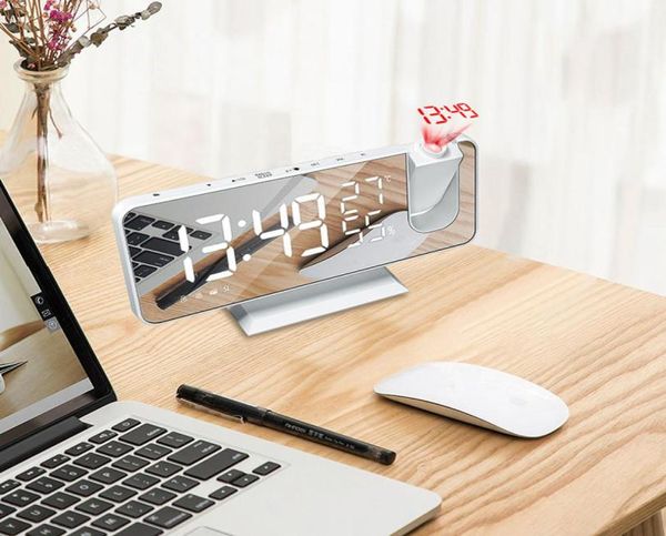 LED Digital Smart Alarm Clock Watch For Bedroom Table Relógios eletrônicos de desktop USB Despertar relógio com 180 ° tempo de projeção snooze4512139