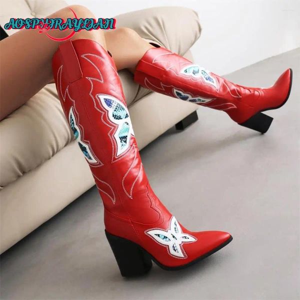 Boots Brand feminino feminino pontudo de ponta ocidental bordo do bordado misto de cor de borboleta cowboy mulheres grossas sapatos de salto alto