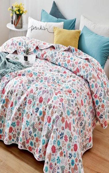 Os edredons conjuntos de algodão estampado de algodão estampado floral colchão de retalhos de retalhos de colcha de verão, capa de cama de inverno 150200cm3193021