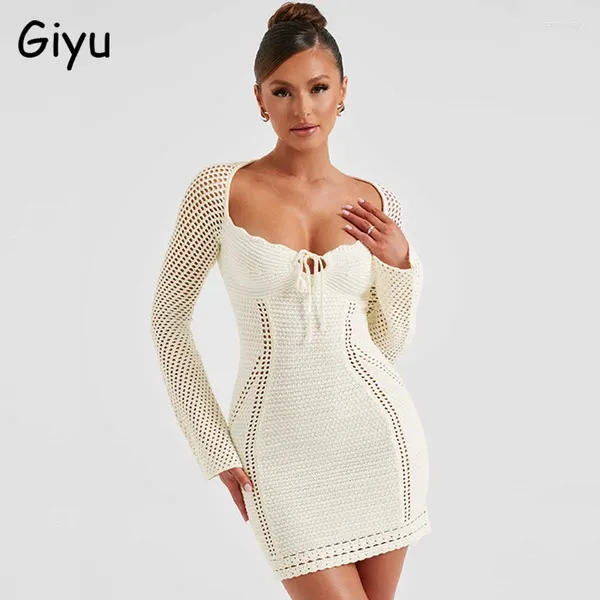 Abiti casual Giyu sexy abbigliamento a maglia abiti da maglia donna 2024 Autunno Bodycon Mini Short Short Elegant Lace Up Hollow Out Out Wortless Club Robe