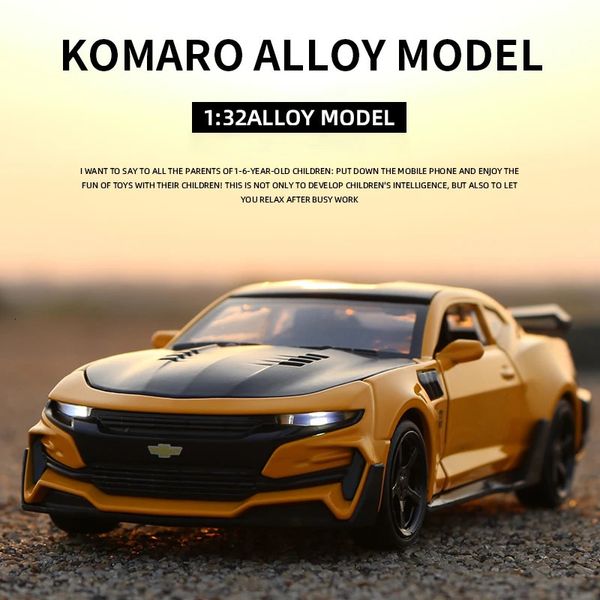 1 32 Camaro Auto in lega Diecasts Vehicles Auto Model Sound e Light Tip Back Car Toys for Kids Gifts 240409