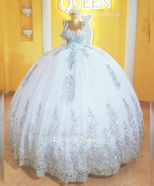 Vestido de bola de bola Quinceanera, vestido de bola de estacas brilhantes, com mangas de lantejoulas com lantejoulas de cristal sweet 16 vestidos de 15 anos6190604