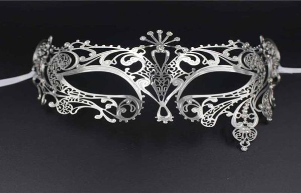 Halloween Mask Fun White Hochzeitsmaske Gold Silber Metal Venetian Masquerade Opera Halloween Party Ball Augenmasken Schwarz Prom Costum7892150