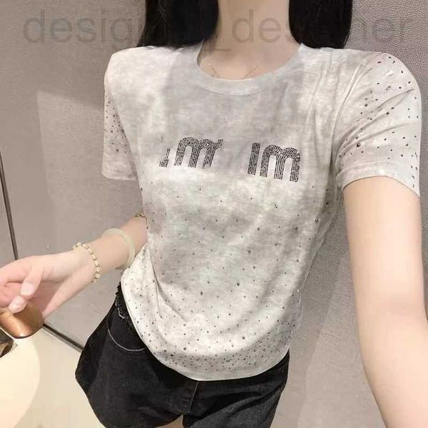 Damen-T-Shirt-Designer-Marke 2024 Sommer neuer modischer und westlicher Stil, Alter reduziert süße würzige, vielseitige, schlanke Passform T-Shirt, runde Nacken Kurzarm Top 5f1m