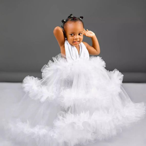 2024 Abiti da ragazza di fiori bianchi Abiti di Flowergirl Dress Girls Birthday Party Dress Tiered Tulle Queen Princess Gowns per bambine nere africane F130