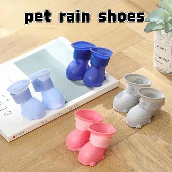 Hundekleidung 4pcs/Set Haustier wasserdichte Regenschuhe Katzen Anti-Schlupf-Gummi-Nagelschuh-Hunde Katzen Fuß Cover Welpe Socken kleiner Medium Protect Protection