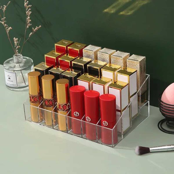 Kosmetischer Organizer großer Lippenstift -Stand Display -Regal Make -up Box Nagellack Organizer 24 Gitter Acryl q240429