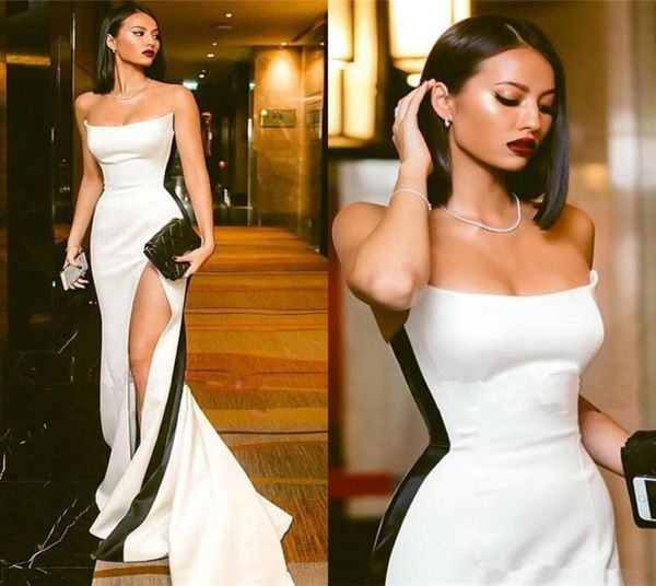 Modestri abiti da sera in bianco e nero 2019 Strapping High Still Slip Sexy Long Prom Party Formale Abiti5553982